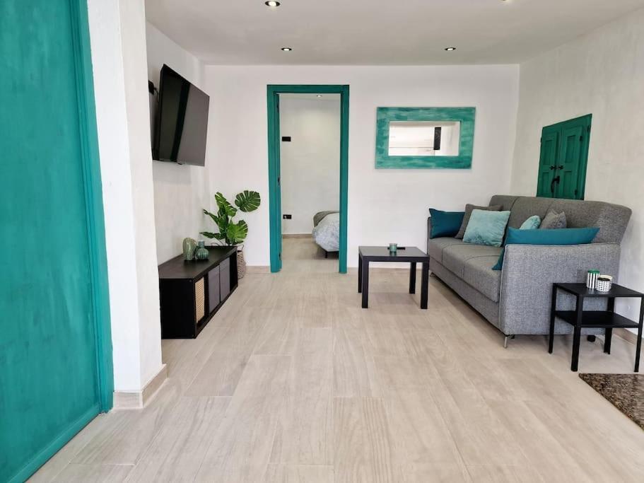 Apartamento Con Terraza Y Barbacoa بلتيرنا المظهر الخارجي الصورة